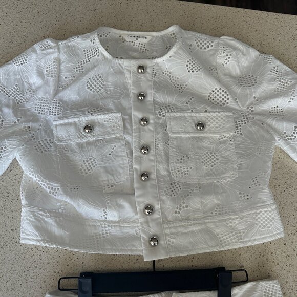 White Lace matching set (jacket/shirt and shorts)- Size: M, New - Picture 7 of 7